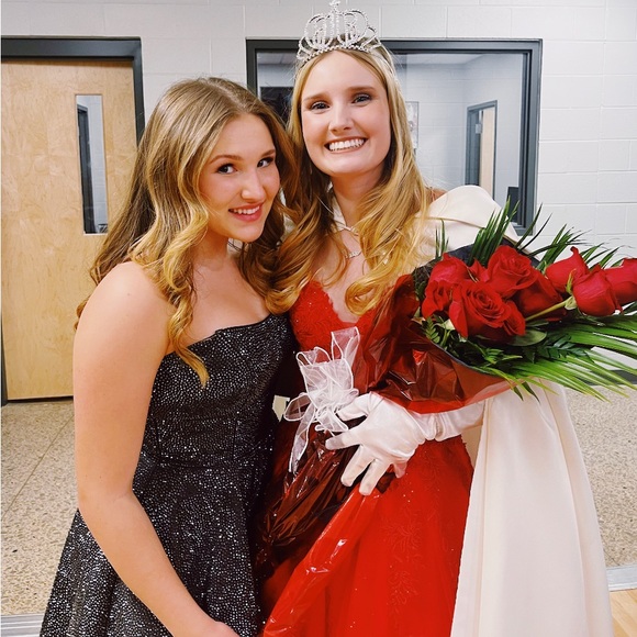 Sherri Hill ball gown - Picture 2 of 7